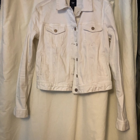 White denim jacket - Picture 1 of 3